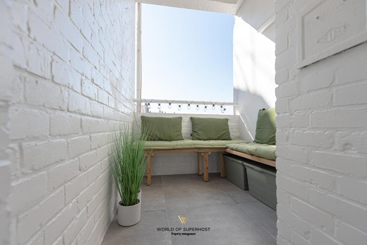 Luxurious Next To The Sea And Centre With Free Parking Space Apartment *