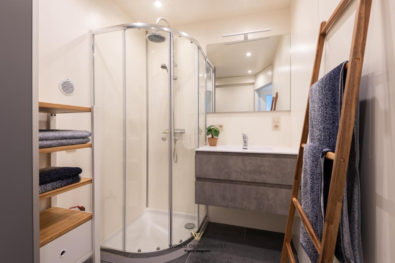 Apartment Luxurious Next To The Sea And Centre With Free Parking Space